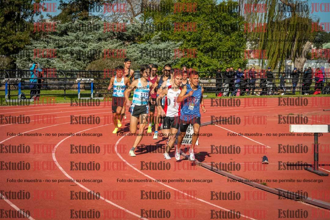 Fotos de los 3000 m llanos de varones