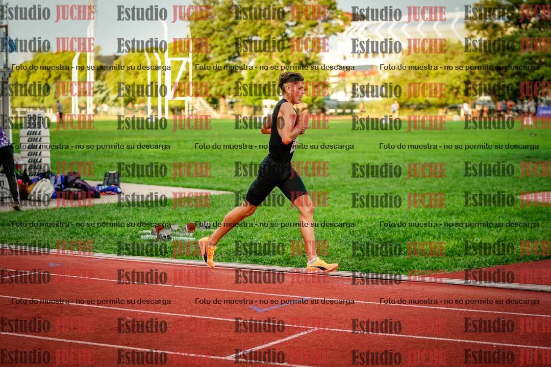 Fotos de los 1500 m llanos de varones