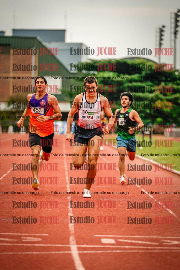 Fotos de los 800 m de varones