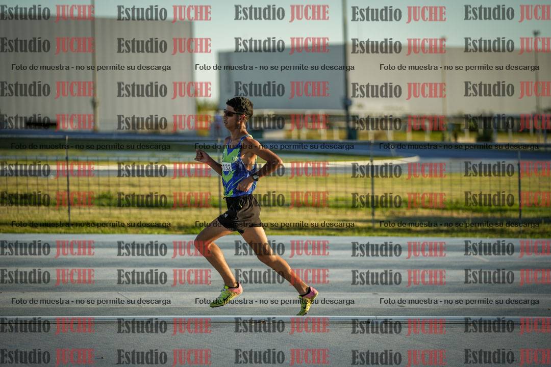 Fotos de los 1500 m llanos de varones