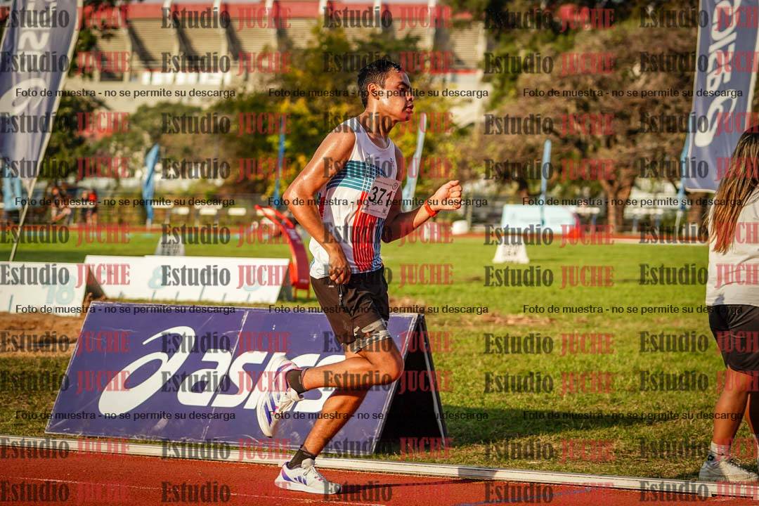 Fotos de los 5000 m llanos de varones