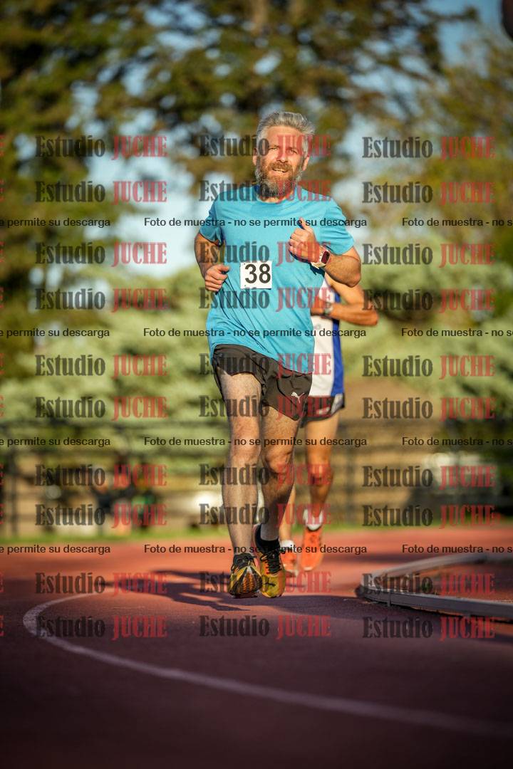 Fotos de los 3000 m llanos de varones
