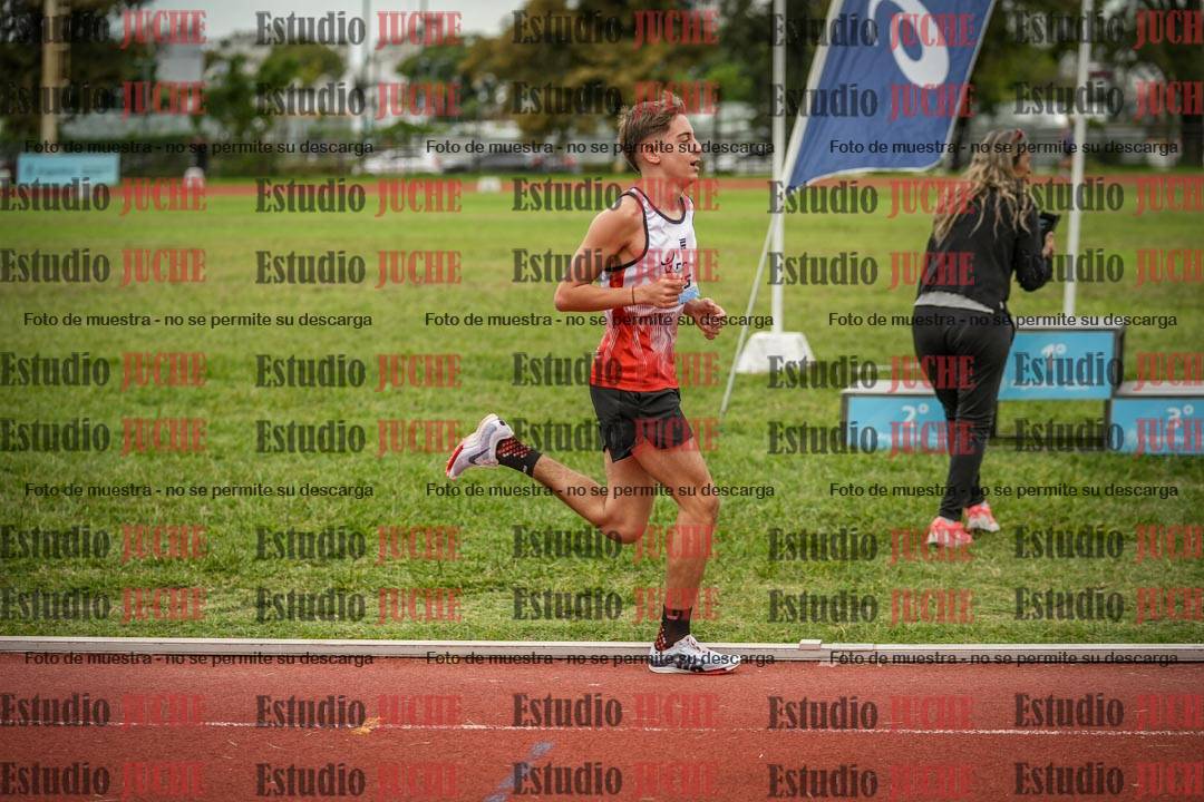 Fotos de los 3000 m llanos de varones