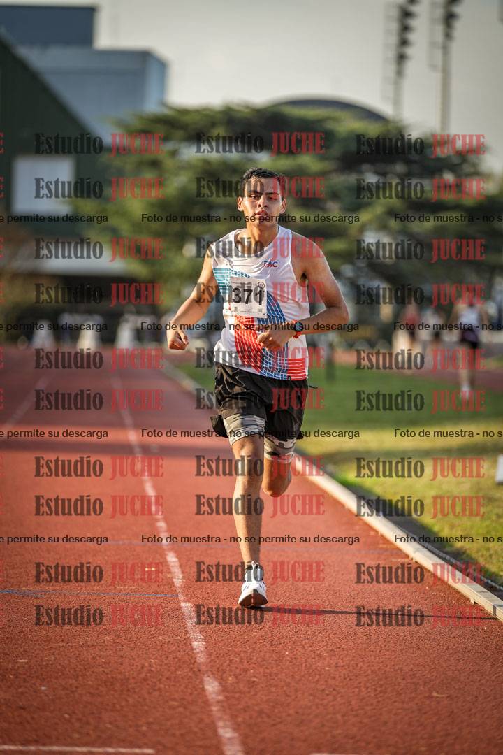 Fotos de los 5000 m llanos de varones