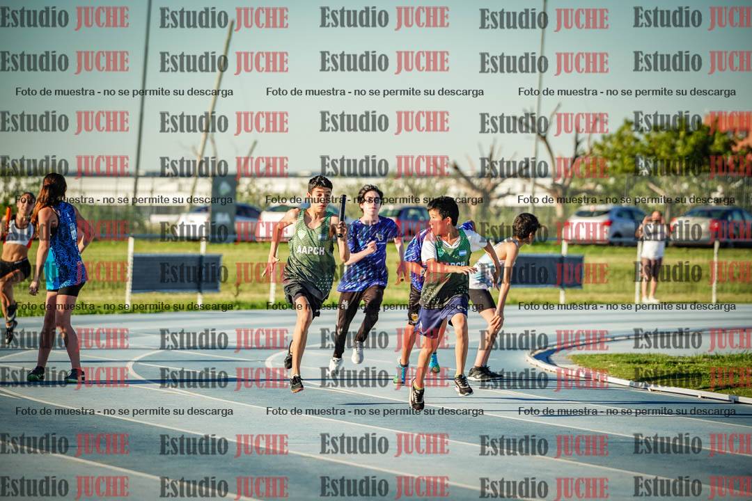 Fotos de las Postas 5x80 m de mujeres y varones