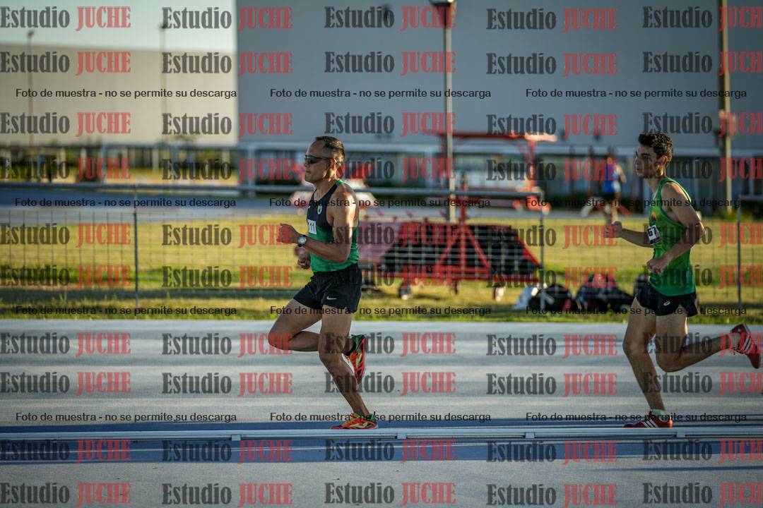 Fotos de los 1500 m llanos de varones