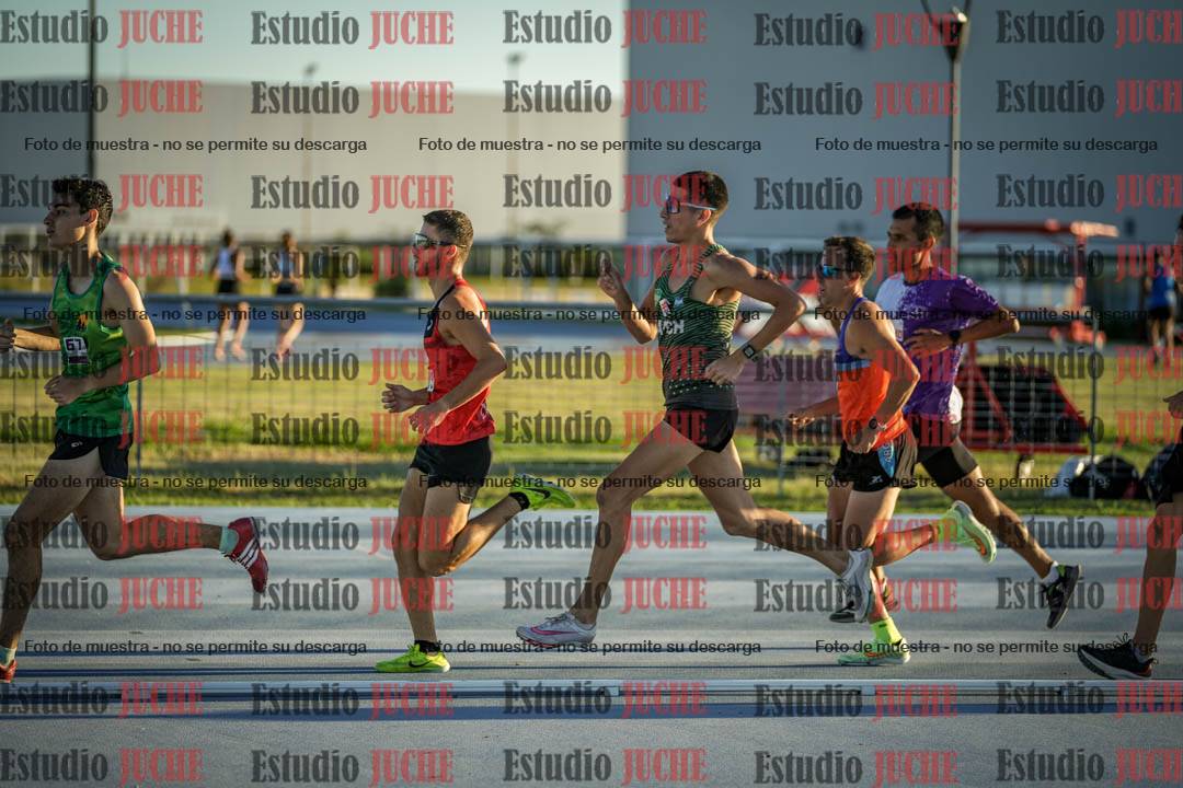 Fotos de los 1500 m llanos de varones