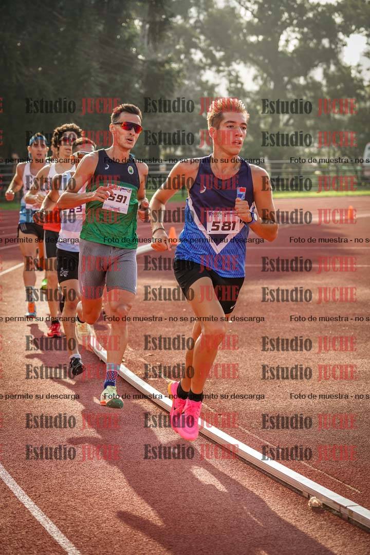 Fotos de los 3000 m llanos de varones
