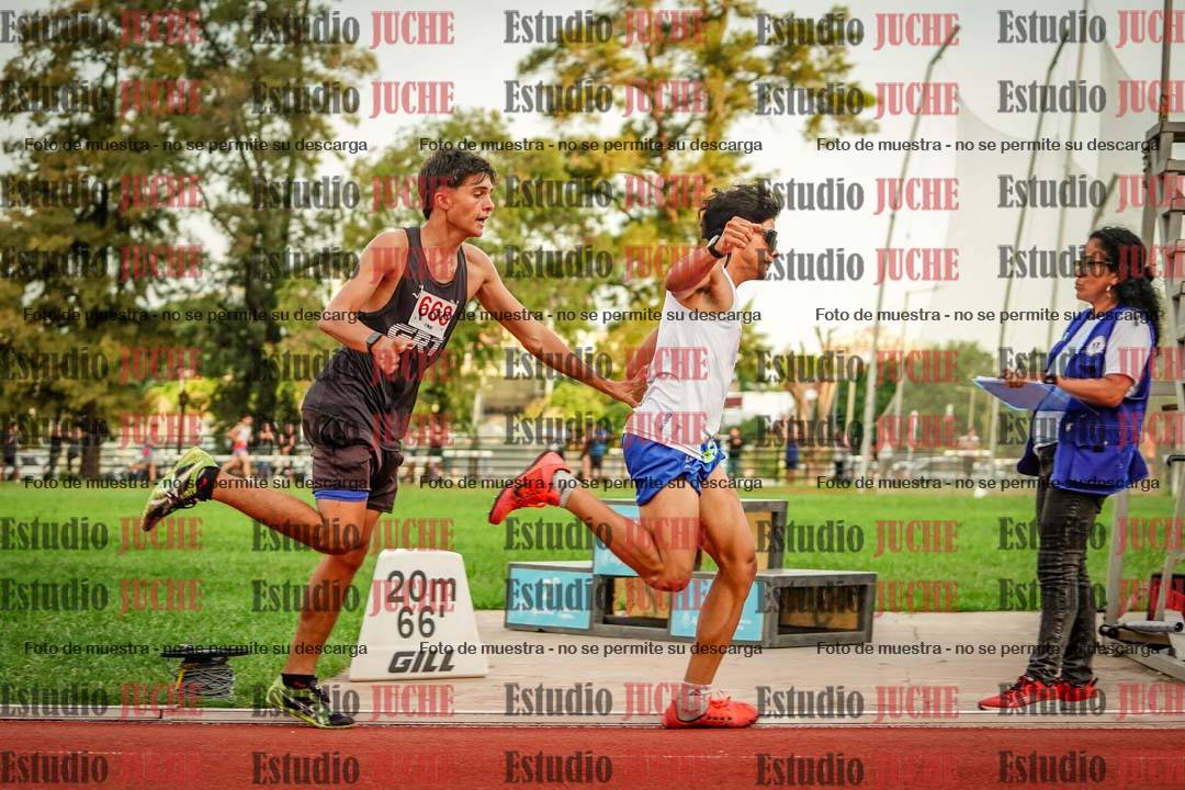 Fotos de los 1500 m llanos de varones