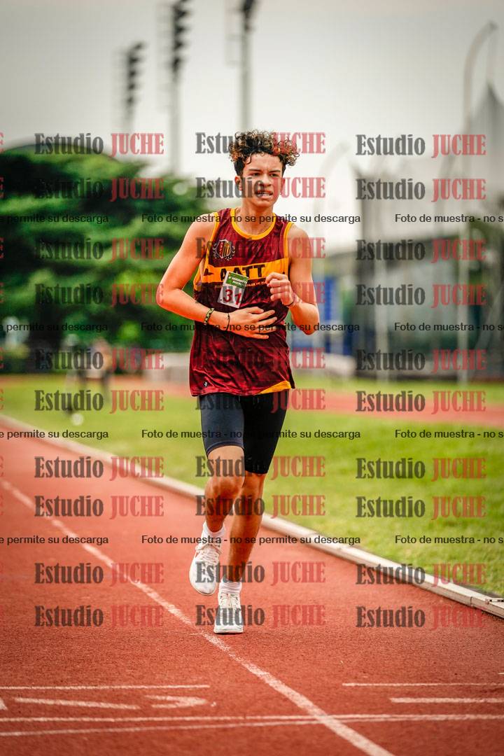 Fotos de los 800 m de varones