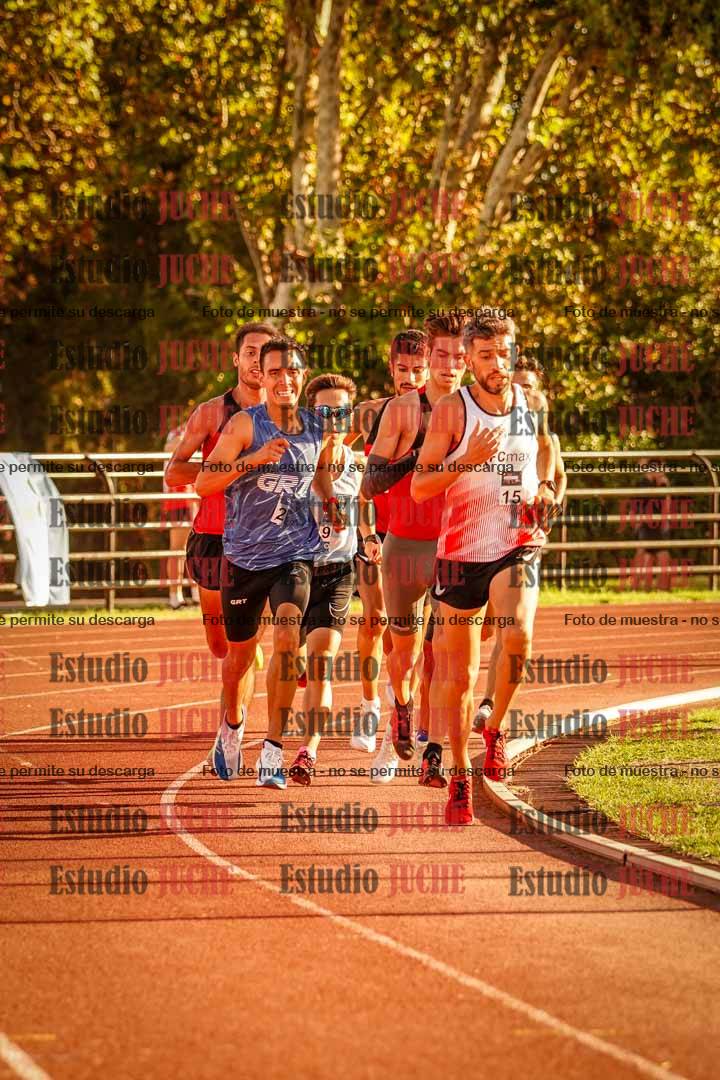 Fotos de los 3000 m llanos de varones