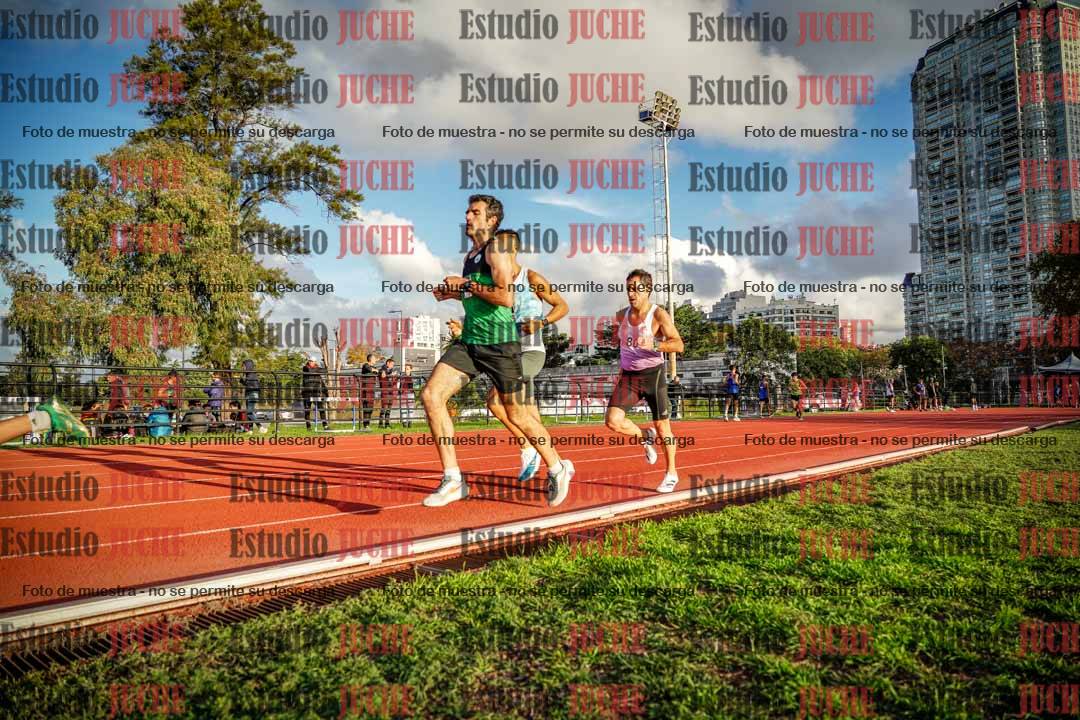 Fotos de los 3000 m llanos de varones