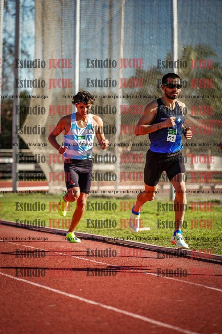 Fotos de los 3000 m llanos de varones