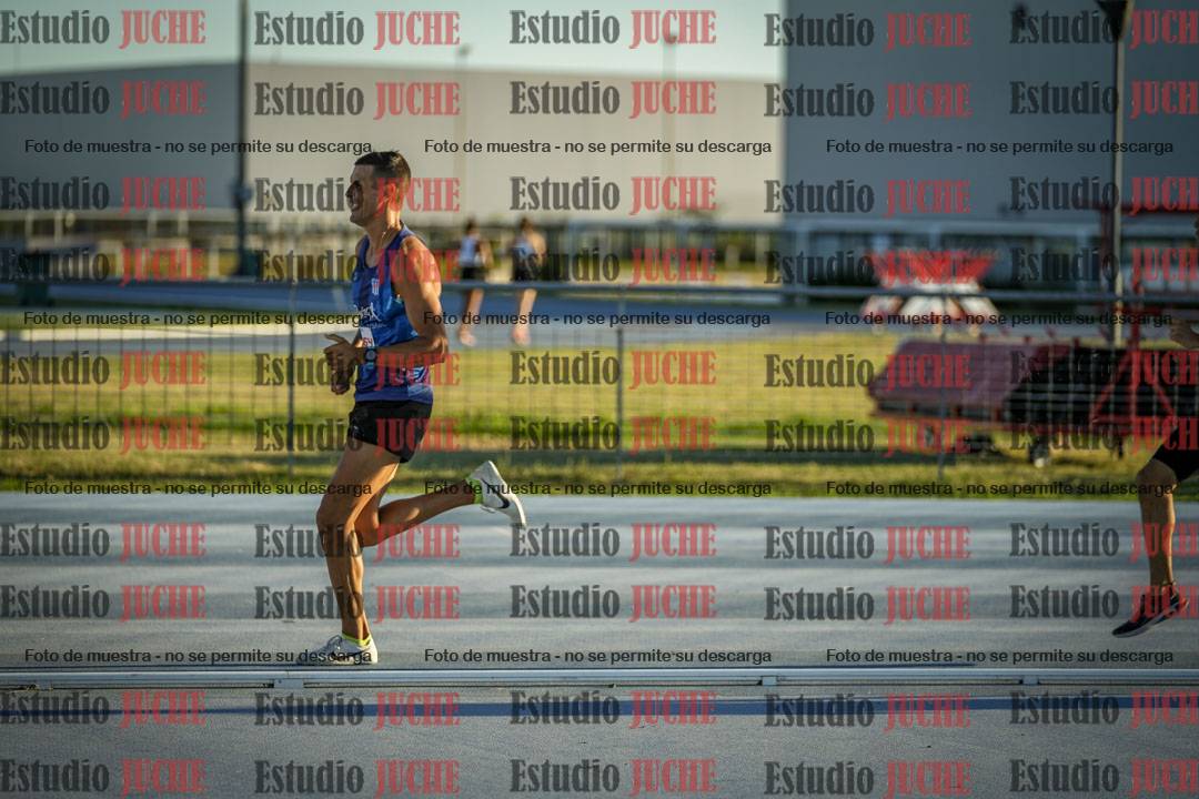 Fotos de los 1500 m llanos de varones