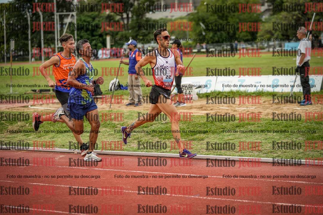 Fotos de los 3000 m llanos de varones