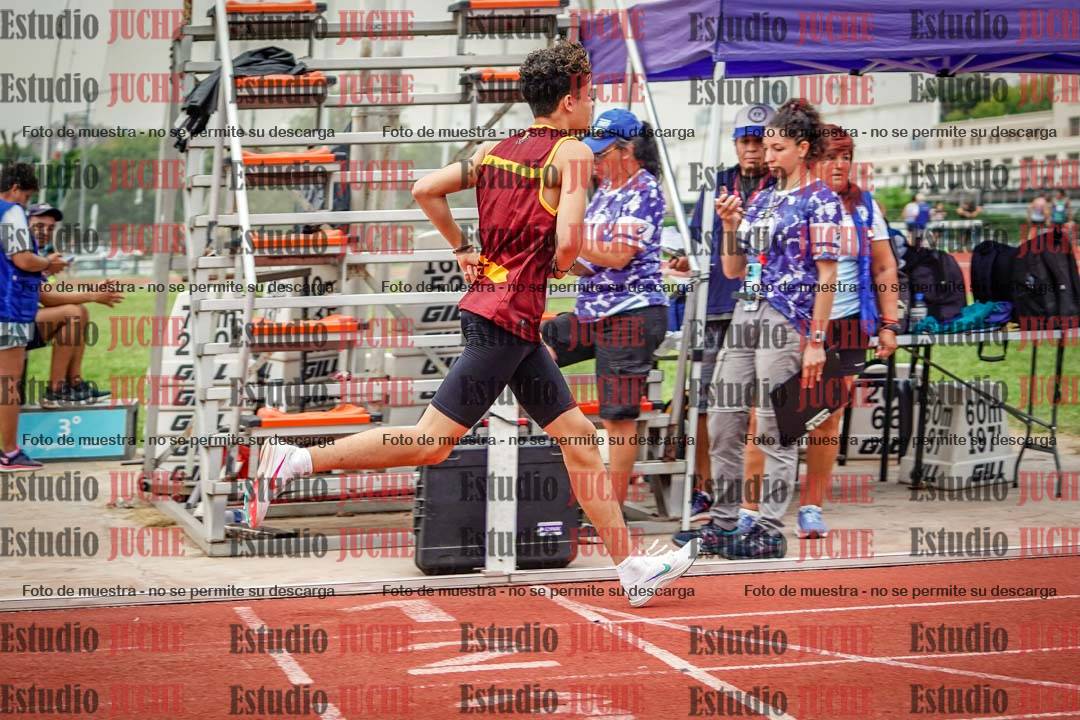 Fotos de los 800 m de varones