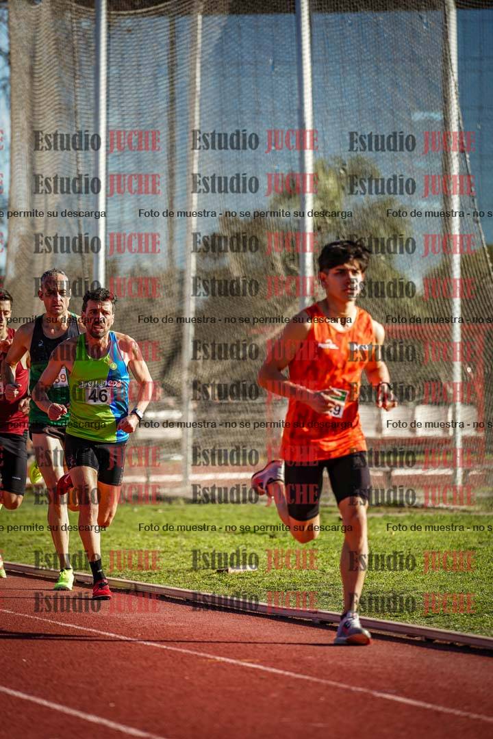 Fotos de los 3000 m llanos de varones