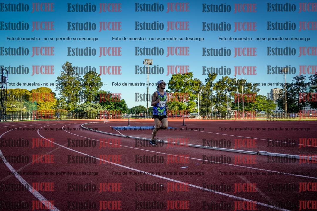 Fotos de los 3000 m llanos de varones