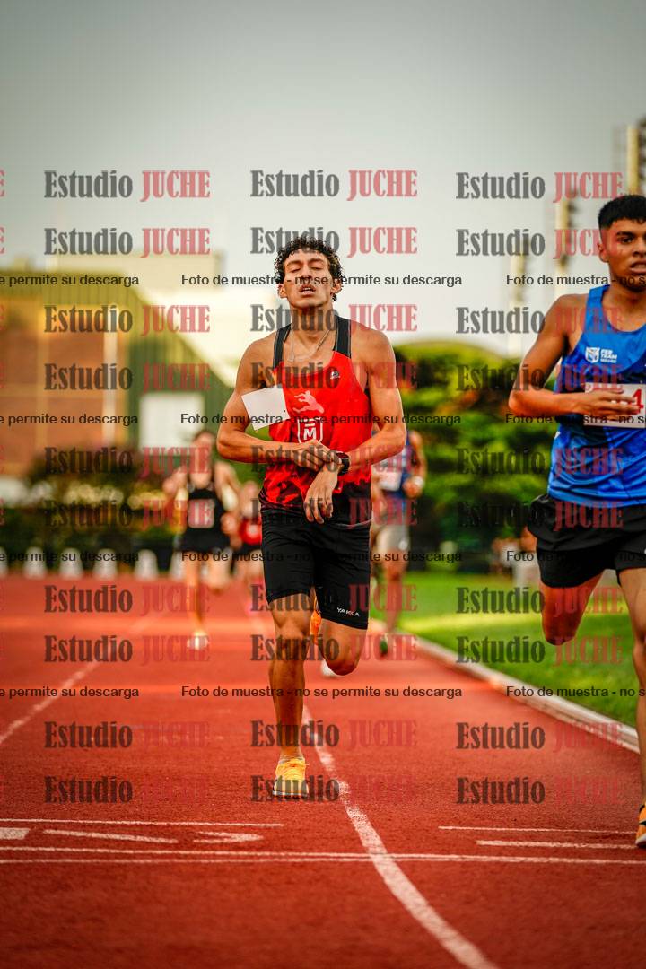Fotos de los 1500 m llanos de varones