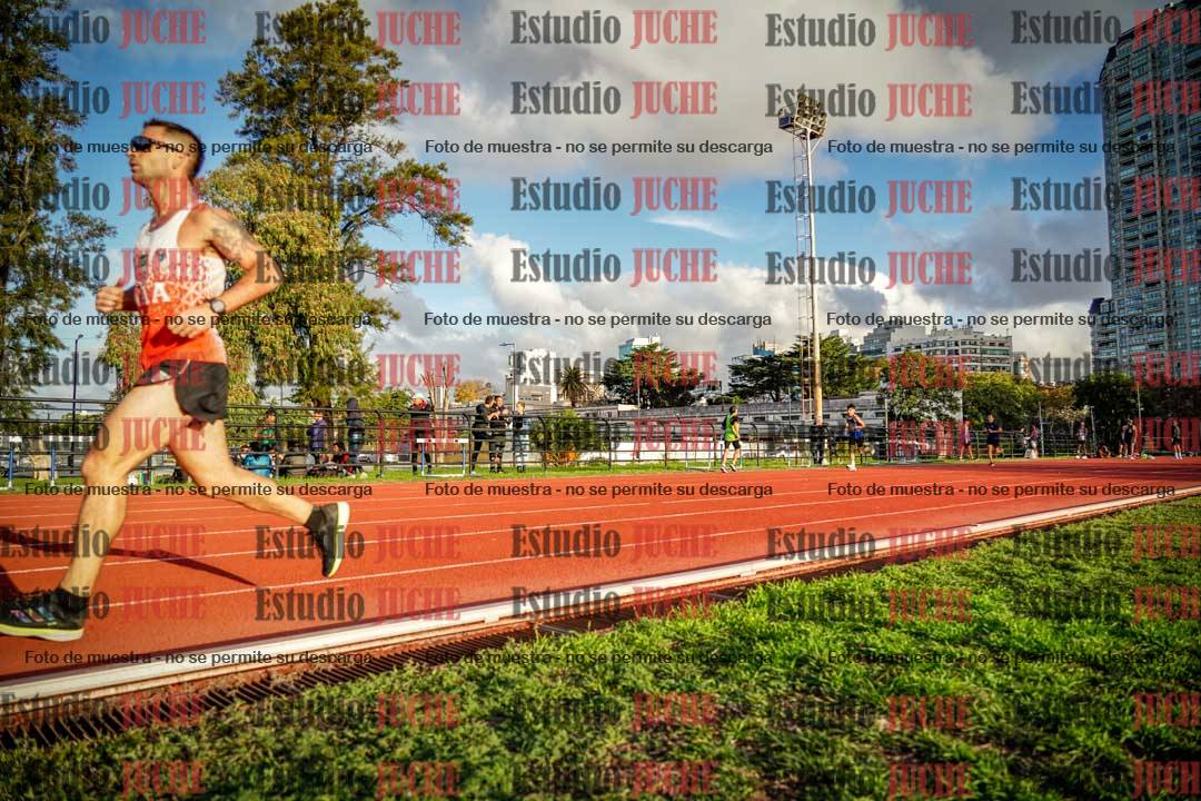 Fotos de los 3000 m llanos de varones