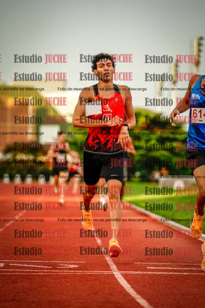 Fotos de los 1500 m llanos de varones