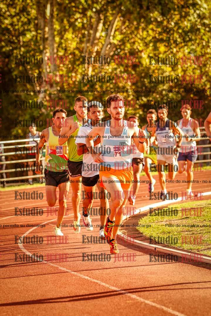 Fotos de los 3000 m llanos de varones