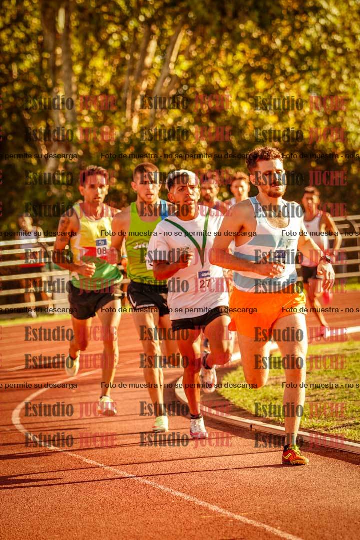 Fotos de los 3000 m llanos de varones