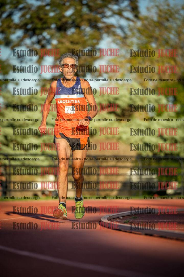 Fotos de los 3000 m llanos de varones