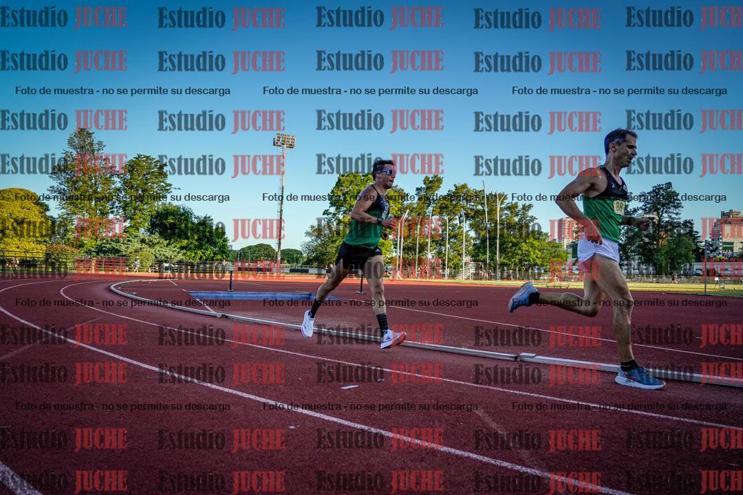 Fotos de los 3000 m llanos de varones