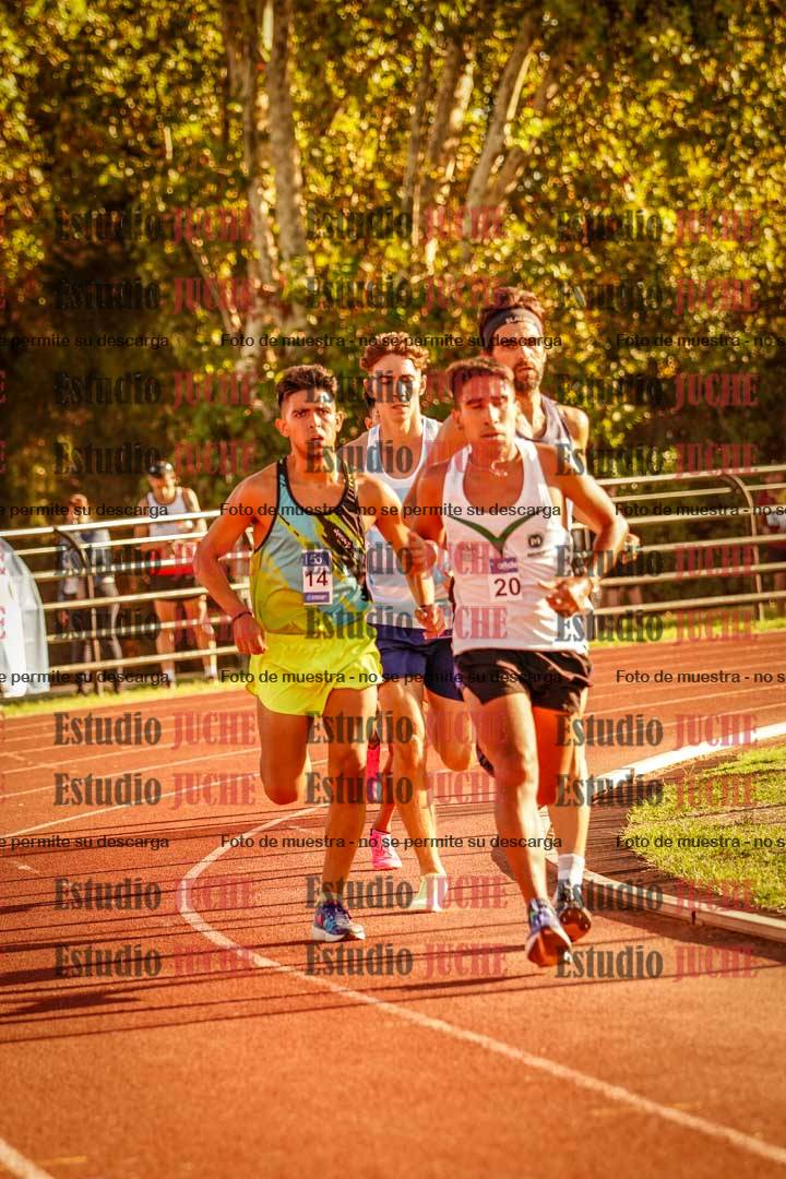 Fotos de los 3000 m llanos de varones
