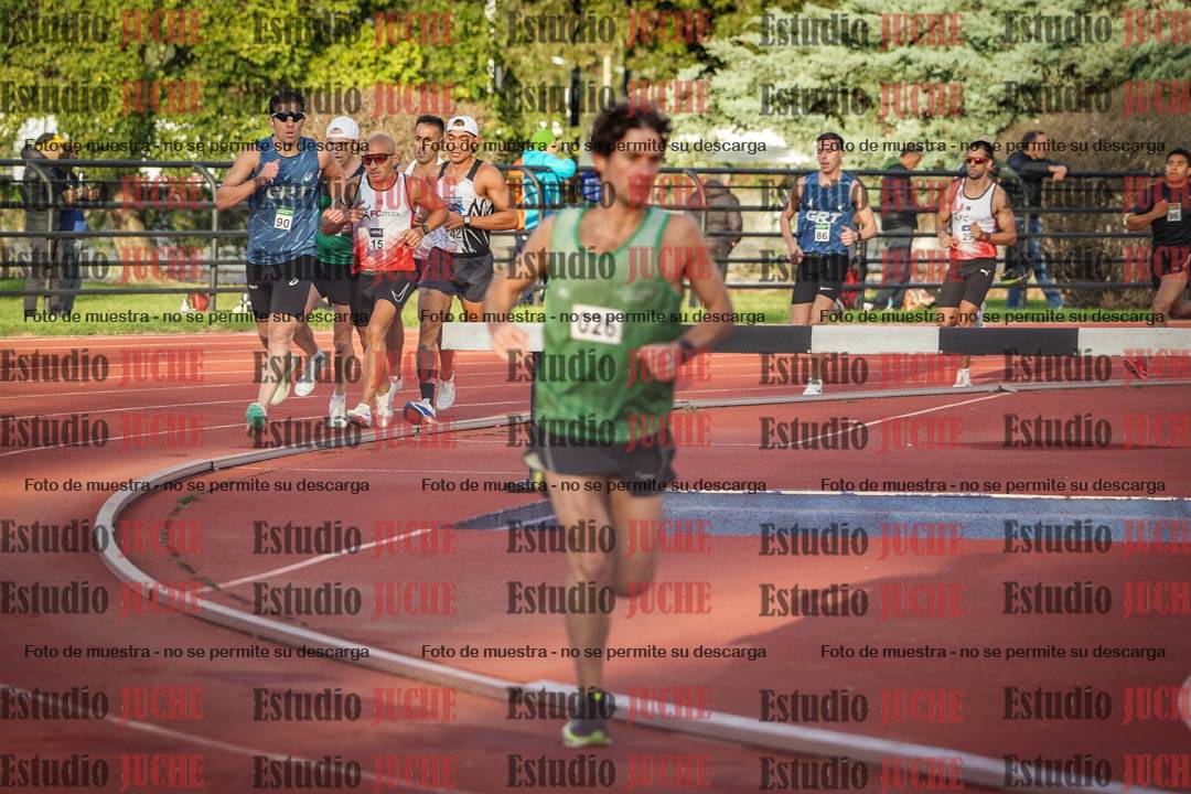 Fotos de los 3000 m llanos de varones