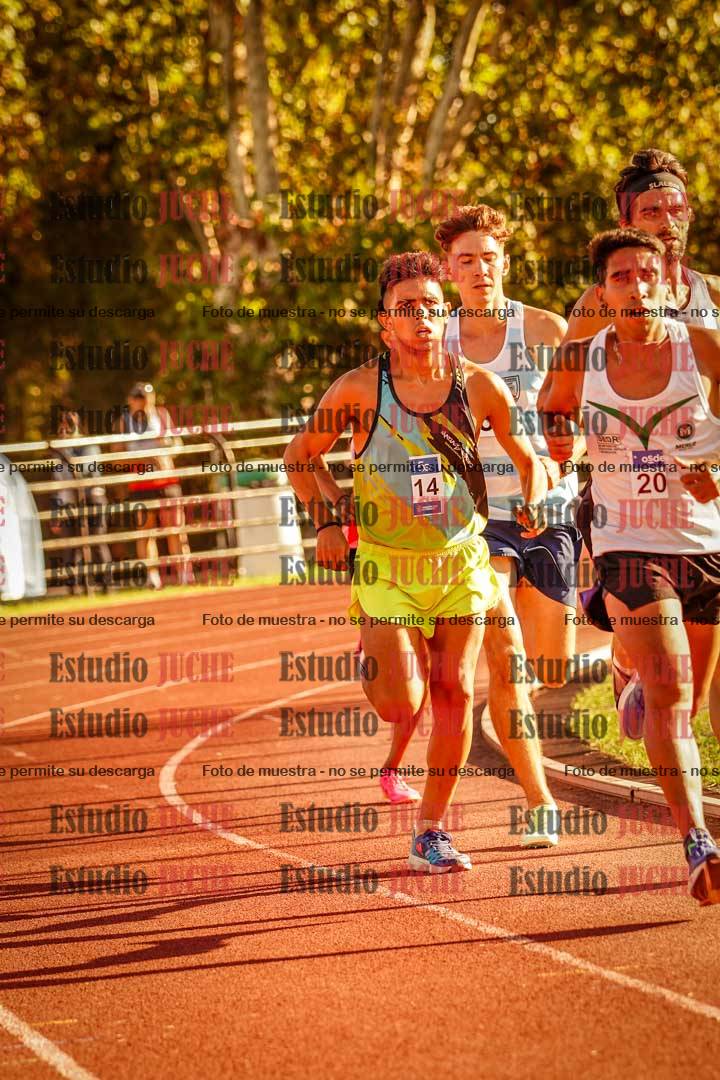 Fotos de los 3000 m llanos de varones