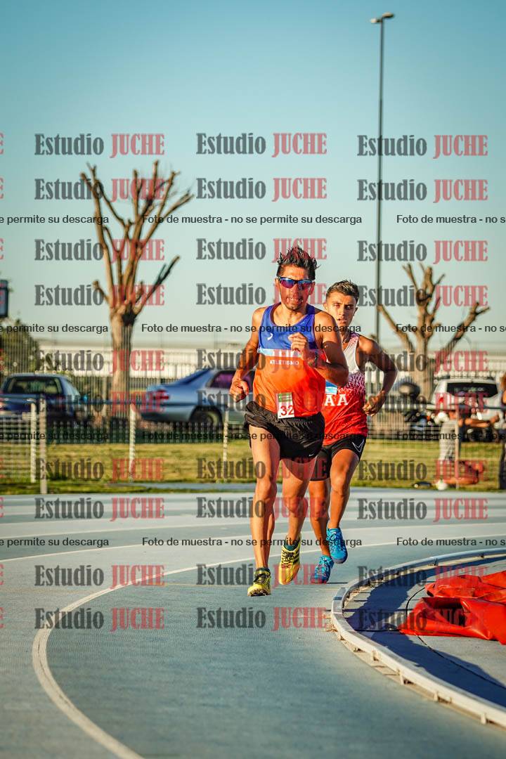 Fotos de los 1500 m llanos de varones