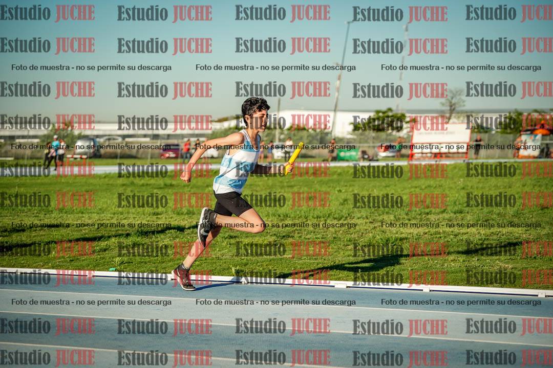 Fotos de las Postas 5x80 m de mujeres y varones