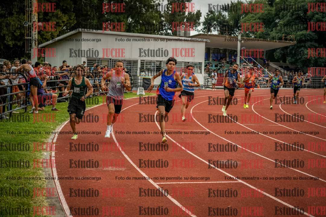 Fotos de los 800 m de varones