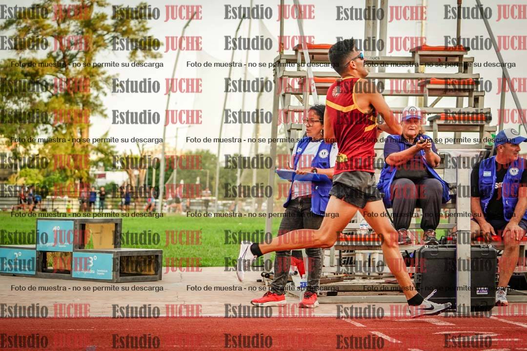 Fotos de los 1500 m llanos de varones