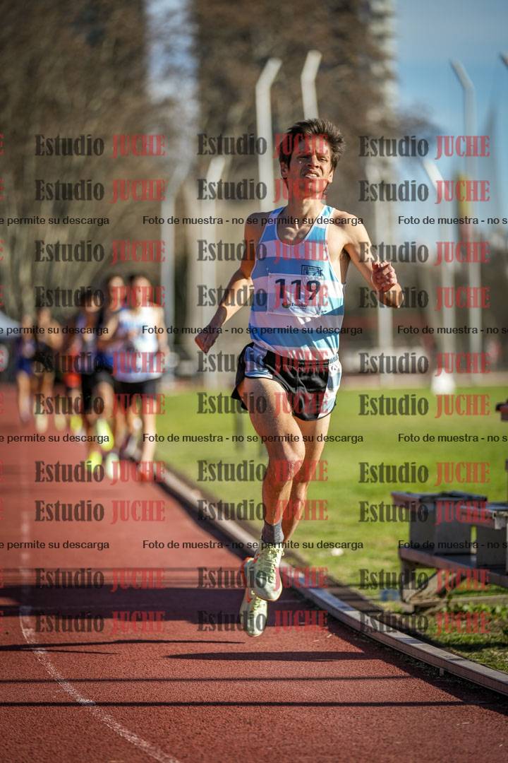 Fotos de los 3000 m llanos de varones