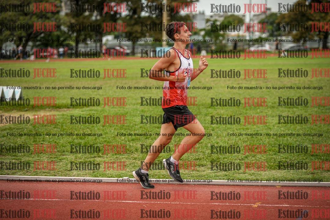 Fotos de los 3000 m llanos de varones