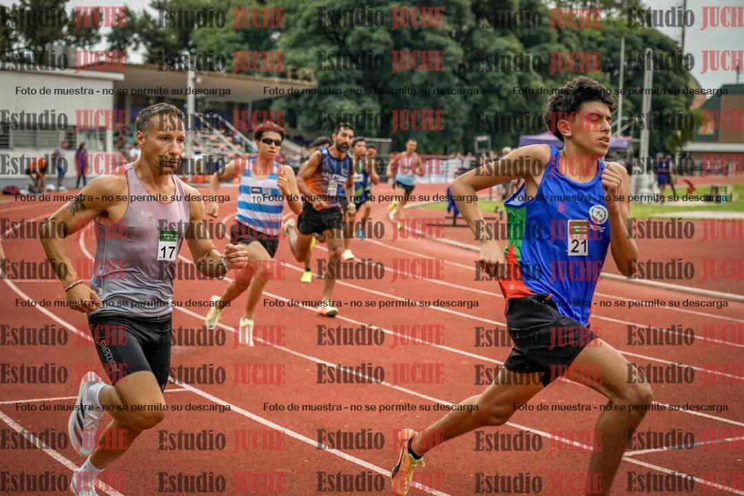 Fotos de los 800 m de varones