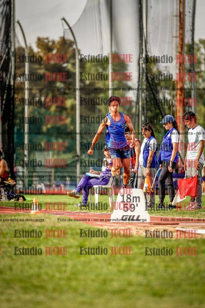 Fotos del salto triple de mujeres y varones