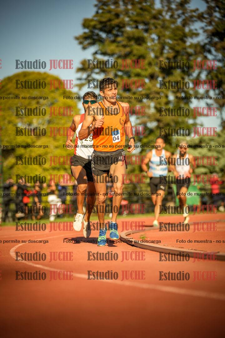 Fotos de los 3000 m llanos de varones