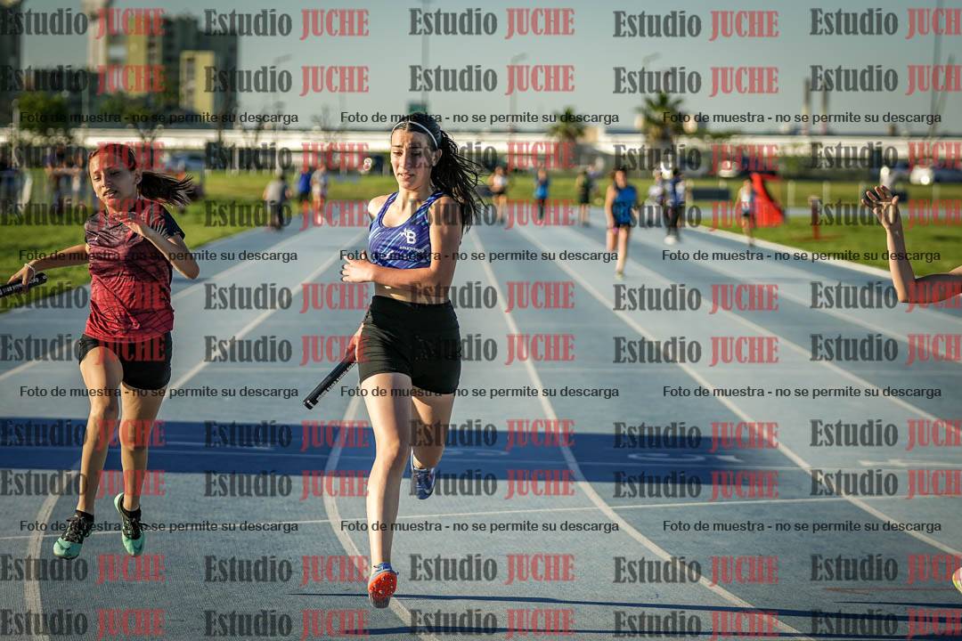 Fotos de las Postas 5x80 m de mujeres y varones
