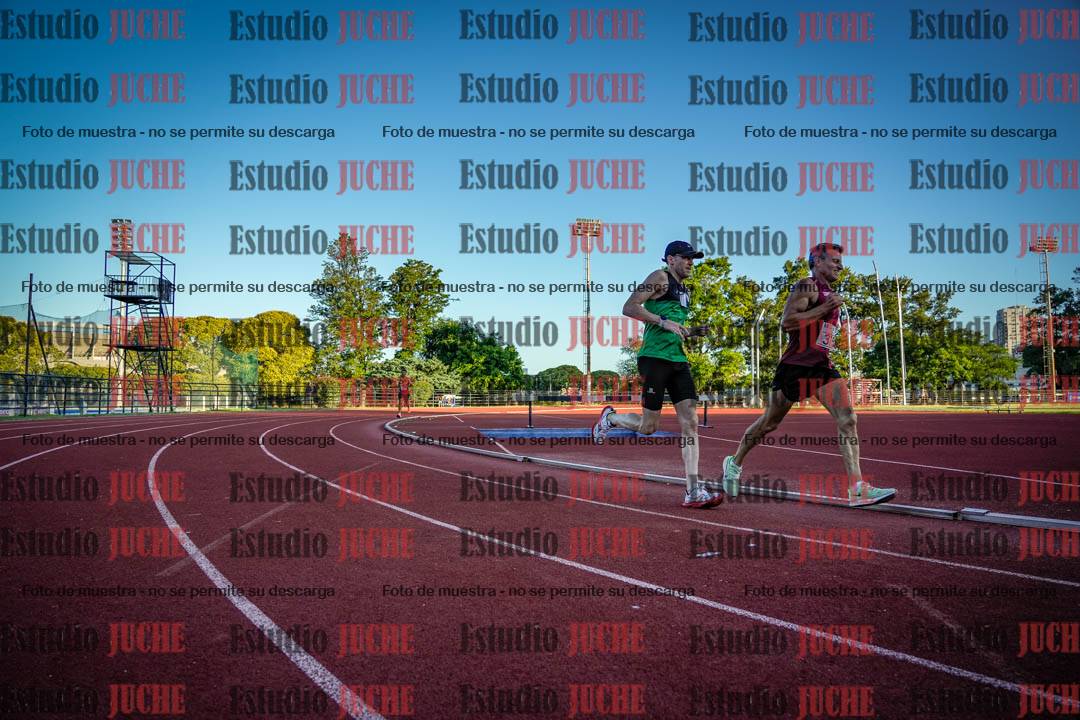 Fotos de los 3000 m llanos de varones