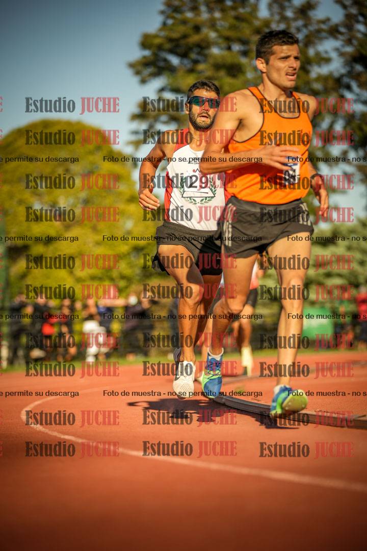 Fotos de los 3000 m llanos de varones