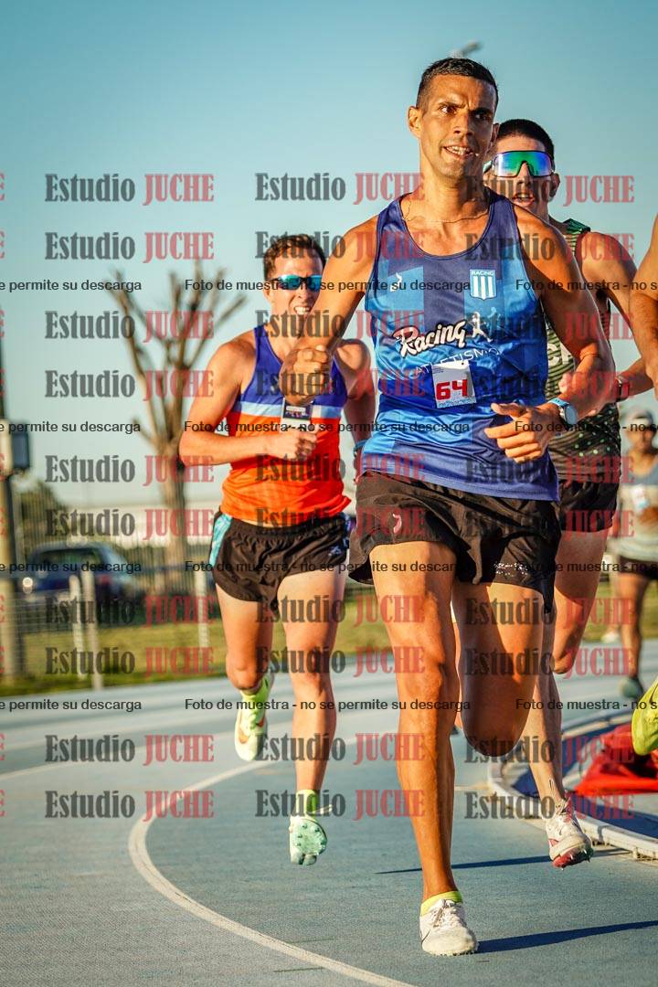 Fotos de los 1500 m llanos de varones