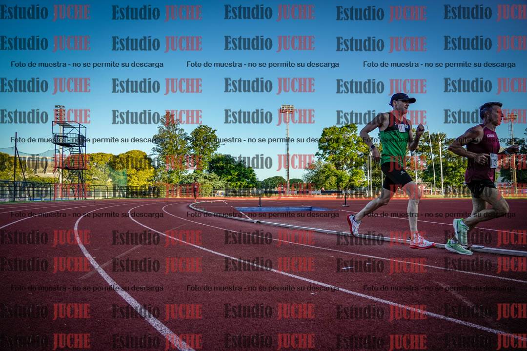 Fotos de los 3000 m llanos de varones