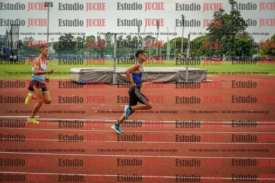 Fotos de los 800 m de varones