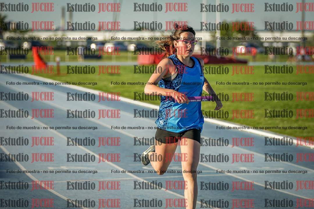 Fotos de las Postas 5x80 m de mujeres y varones