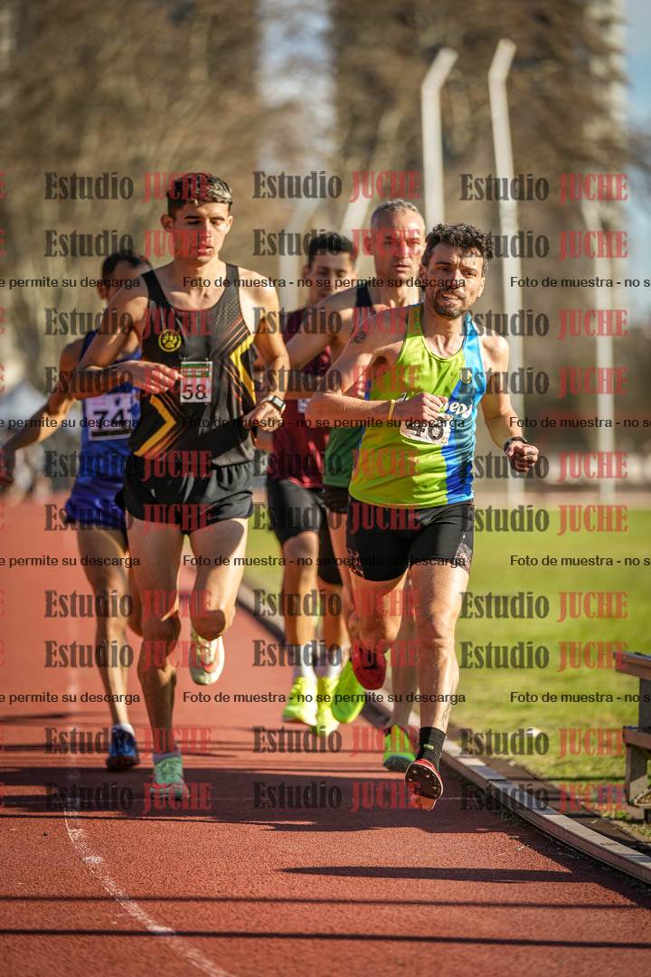 Fotos de los 3000 m llanos de varones