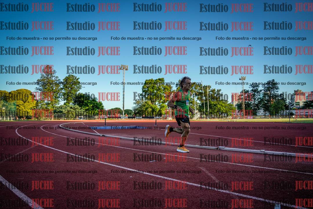 Fotos de los 3000 m llanos de varones